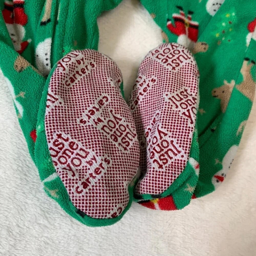 5/$25 Carter's‎ Kids Green Christmas Santa Fleece Footed Pajamas 18M